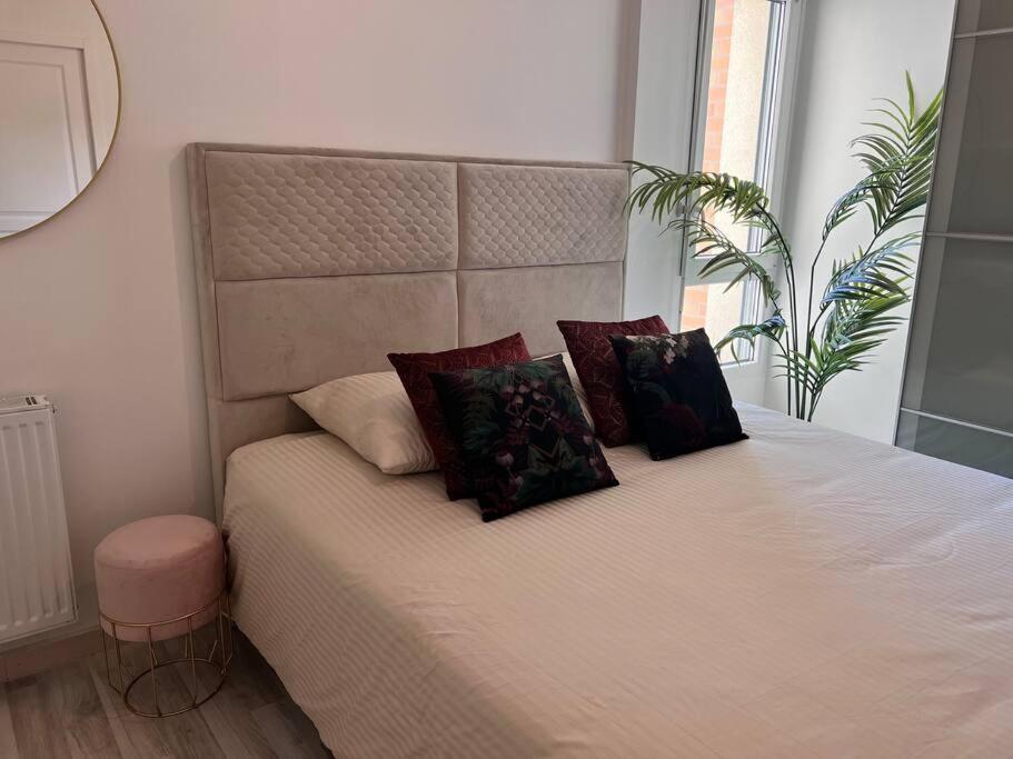R02 Luxueux Gare Disney Paris Appartement Rosny-sous-Bois Buitenkant foto